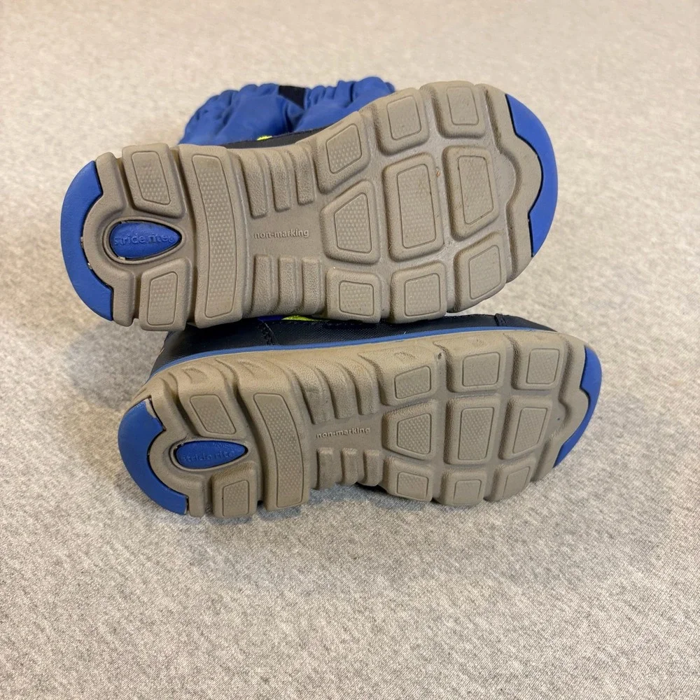 Stride Rite M2P Sneaker Boot Boys 9.5 Blue Insulated Winter CB54131